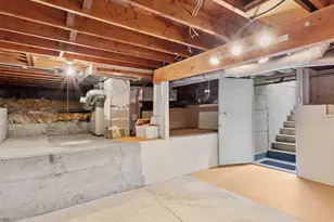 10445 SE Center St, Portland, OR 97266 - Photo 17