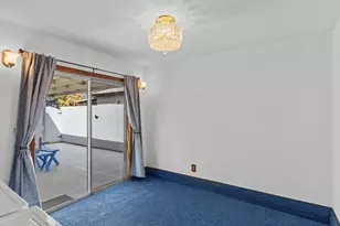 10445 SE Center St, Portland, OR 97266 - Photo 15