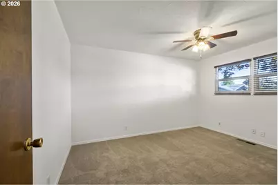 427 Wilshire Dr, Keizer, OR 97303 - Photo 21