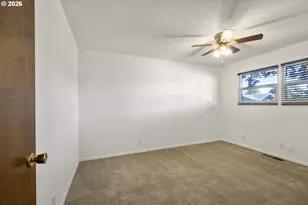 427 Wilshire Dr, Keizer, OR 97303 - Photo 21