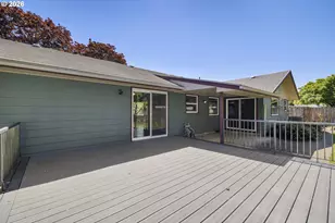 427 Wilshire Dr, Keizer, OR 97303 - Photo 29