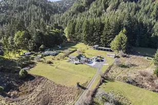 889 H Ave, Powers, OR 97466 - Photo 35