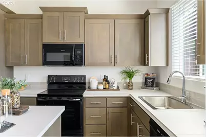 1016 NE Alderwood Dr, Estacada, OR 97023 - Photo 9