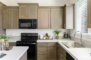 1016 NE Alderwood Dr, Estacada, OR 97023 - Photo 9