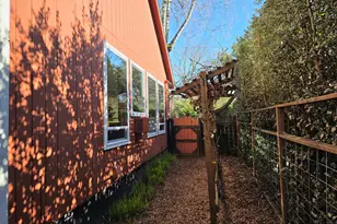 417 SE Roberts Ave, Gresham, OR 97080 - Photo 41