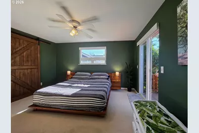 417 SE Roberts Ave, Gresham, OR 97080 - Photo 15