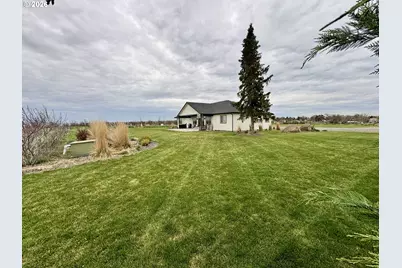 74969 Washington Ln, Irrigon, OR 97844 - Photo 3
