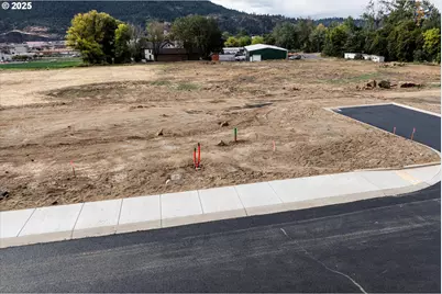 Poplar Dr #2, Bingen, WA 98605 - Photo 27