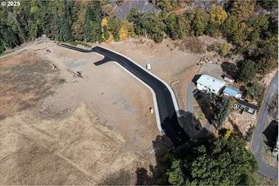 Poplar Dr #2, Bingen, WA 98605 - Photo 3