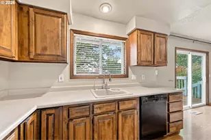 9070 SE Lynn Ln, Happy Valley, OR 97086 - Photo 17