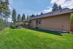 1141 S Creekside Dr NE, Sisters, OR 97759 - Photo 45