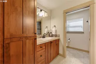 1141 S Creekside Dr NE, Sisters, OR 97759 - Photo 37