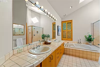 4035 SW Westdale Dr, Portland, OR 97221 - Photo 25