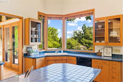 4035 SW Westdale Dr, Portland, OR 97221 - Photo 9