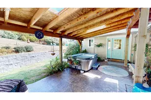 814 Paradise Ln, Brookings, OR 97415 - Photo 23