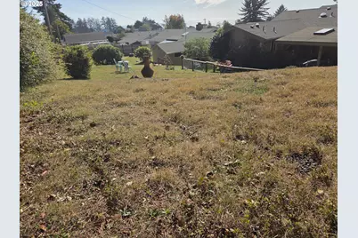 814 Paradise Ln, Brookings, OR 97415 - Photo 43