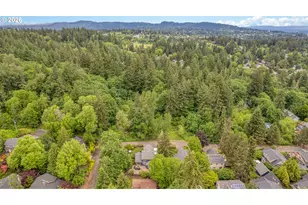 3842 SW Coronado St, Portland, OR 97219 - Photo 7