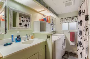 2681 SE River Rd, Hillsboro, OR 97123 - Photo 19