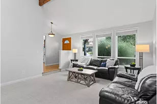 6271 Tack Ct, West Linn, OR 97068 - Photo 9