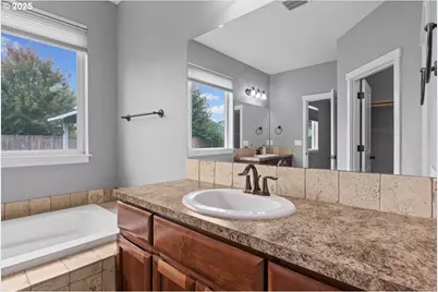 6068 NE Tuscan Loop, Albany, OR 97321 - Photo 31