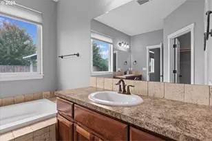 6068 NE Tuscan Loop, Albany, OR 97321 - Photo 31