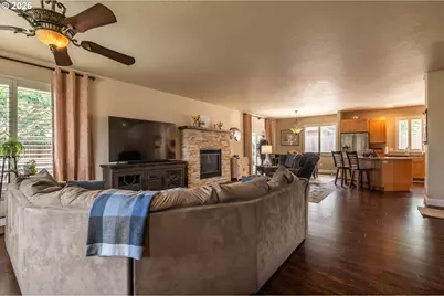 1930 Roosevelt St, North Bend, OR 97459 - Photo 13