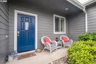1930 Roosevelt St, North Bend, OR 97459 - Photo 3