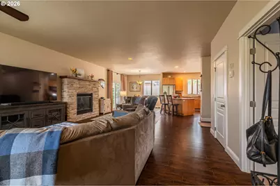 1930 Roosevelt St, North Bend, OR 97459 - Photo 23