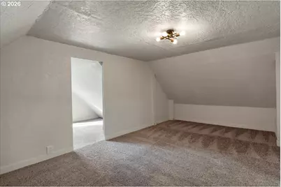 2055 Carleton Way, Salem, OR 97301 - Photo 7