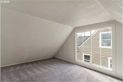 2055 Carleton Way, Salem, OR 97301 - Photo 9