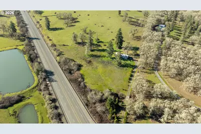 12080 N Umpqua Hwy, Roseburg, OR 97470 - Photo 33