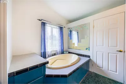 12080 N Umpqua Hwy, Roseburg, OR 97470 - Photo 23