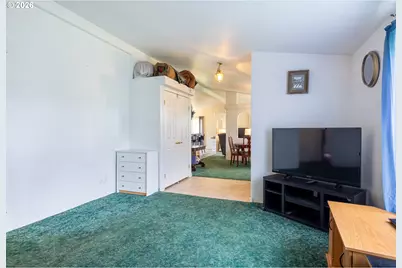 12080 N Umpqua Hwy, Roseburg, OR 97470 - Photo 5