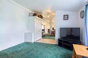 12080 N Umpqua Hwy, Roseburg, OR 97470 - Photo 5