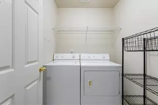 12596 SE Maplewood Ct, Milwaukie, OR 97222 - Photo 33