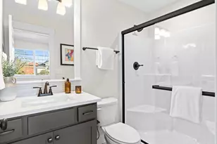 7466 N Polk Ave, Portland, OR 97203 - Photo 9