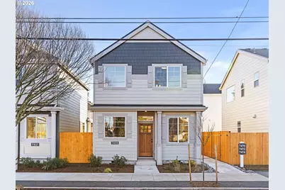 7466 N Polk Ave, Portland, OR 97203 - Photo 1