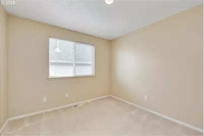 39302 Stratford Pl, Sandy, OR 97055 - Photo 7