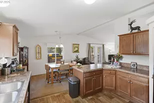 2990 Knott Terrace, Coos Bay, OR 97420 - Photo 9