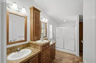 2990 Knott Terrace, Coos Bay, OR 97420 - Photo 19