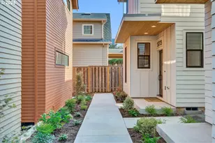 5773 S Kelly Ave, Portland, OR 97239 - Photo 5