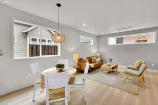 5773 S Kelly Ave, Portland, OR 97239 - Photo 9