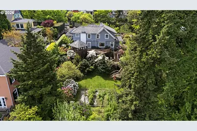2524 SW 17th Ave, Portland, OR 97201 - Photo 3
