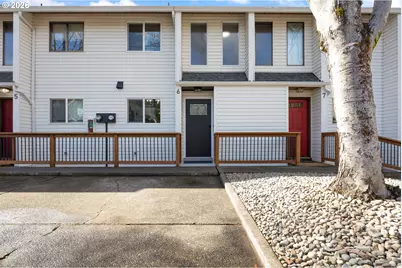 4921 SW 59th Ave #6, Portland, OR 97221 - Photo 1