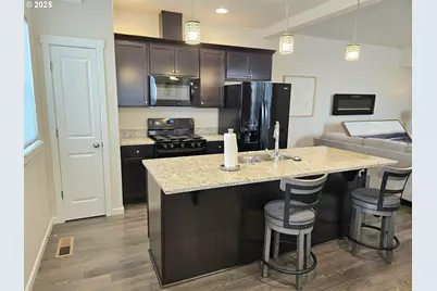 1620 SE Barberry Ave, Dallas, OR 97338 - Photo 5