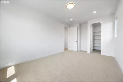 10710 SE 13th Cir, Vancouver, WA 98664 - Photo 35