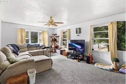 1202 21st Ave, Longview, WA 98632 - Photo 17