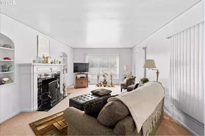 1202 21st Ave, Longview, WA 98632 - Photo 5