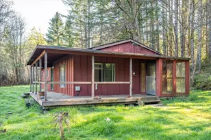 89435 Fields Rd, Elmira, OR 97437 - Photo 5