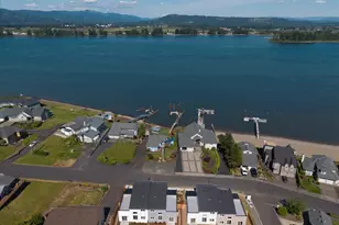 1425 2nd St, Columbia City, OR 97018 - Photo 25